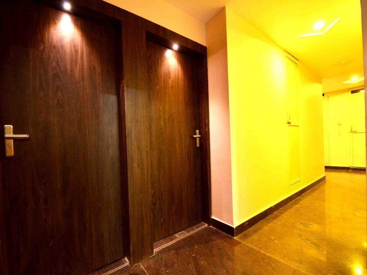 Oyo 2403 Hotel Aamantran Avenue Ujjain Exterior foto